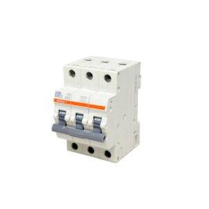Interruptor termomagnético 3x16A 10kA 240/415V tipo C DIN