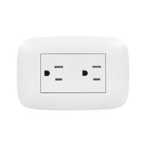 Tomacorriente duplex 2x15A+T 250V Domino Sencia