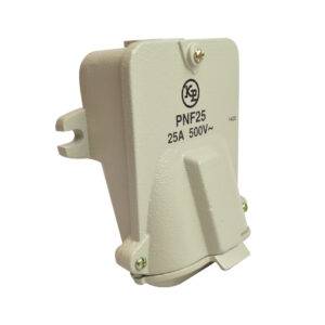 Tomacorriente industrial blindado p/sobreponer c/ tapa 3x25A+T 500V