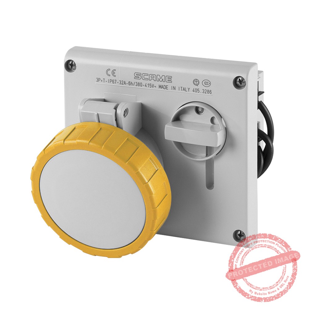 Tomacorriente p/empotrar c/enclavamiento 3x32A+T 130V IP67 4h Omnia