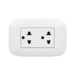 Tomacorriente universal doble 2x16A+T 250V Domino Sencia